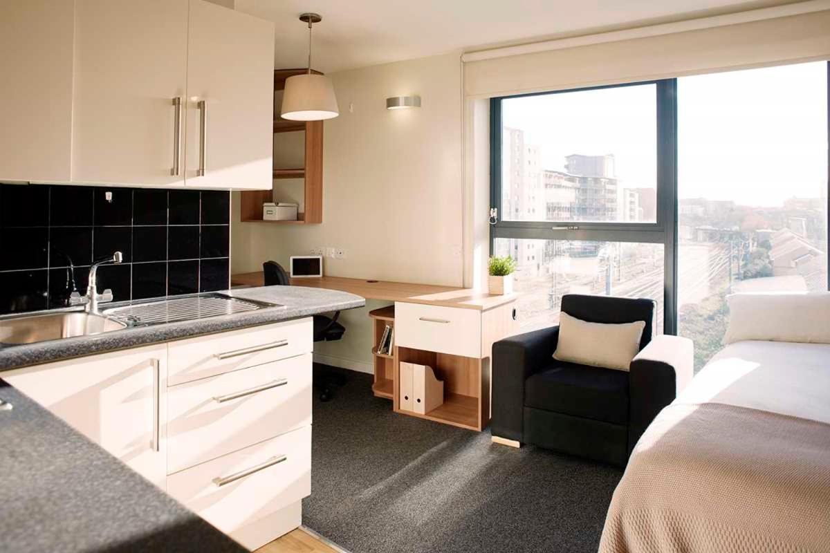 Spacious And Comfy At Chapter Highbury I In