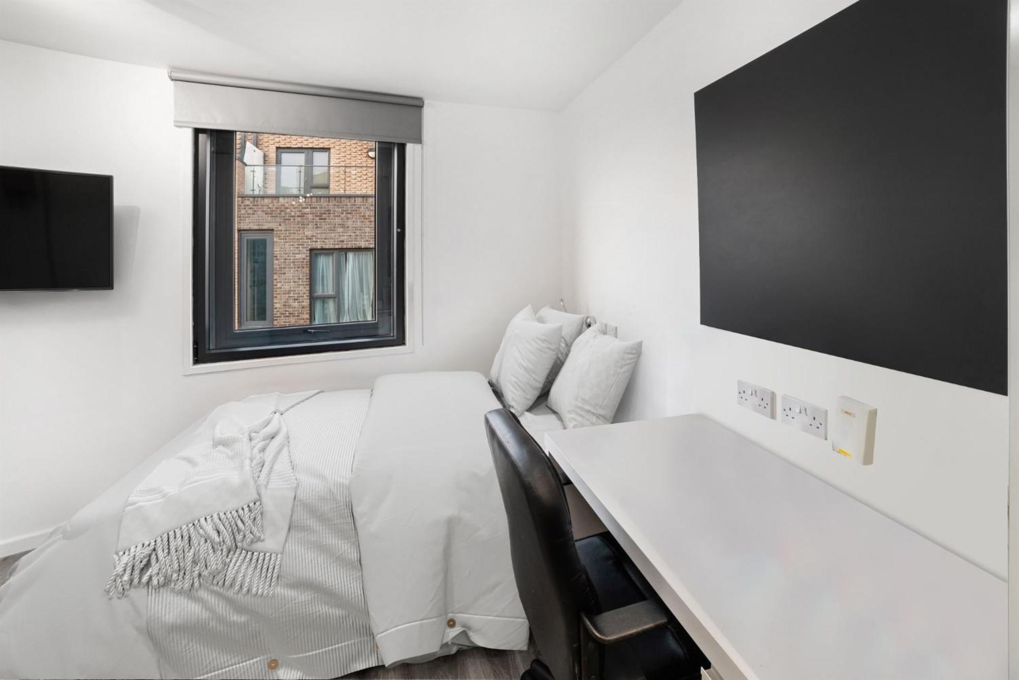 Spacious And Comfy At Chapter Highbury I In Londra